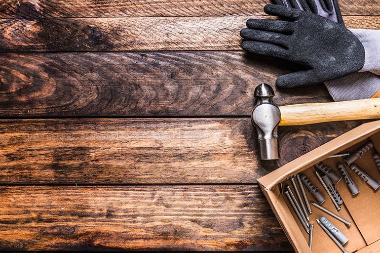 Carpintero-Carpinteria-muebles-a-medida-armarios-empotrados-cajoneras-suelos-laminados