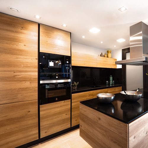 Carpintero-Carpinteria-suelos-laminados-armarios-empotrados-cajoneras-tarimas-flotantes-parquets-vestidores-10